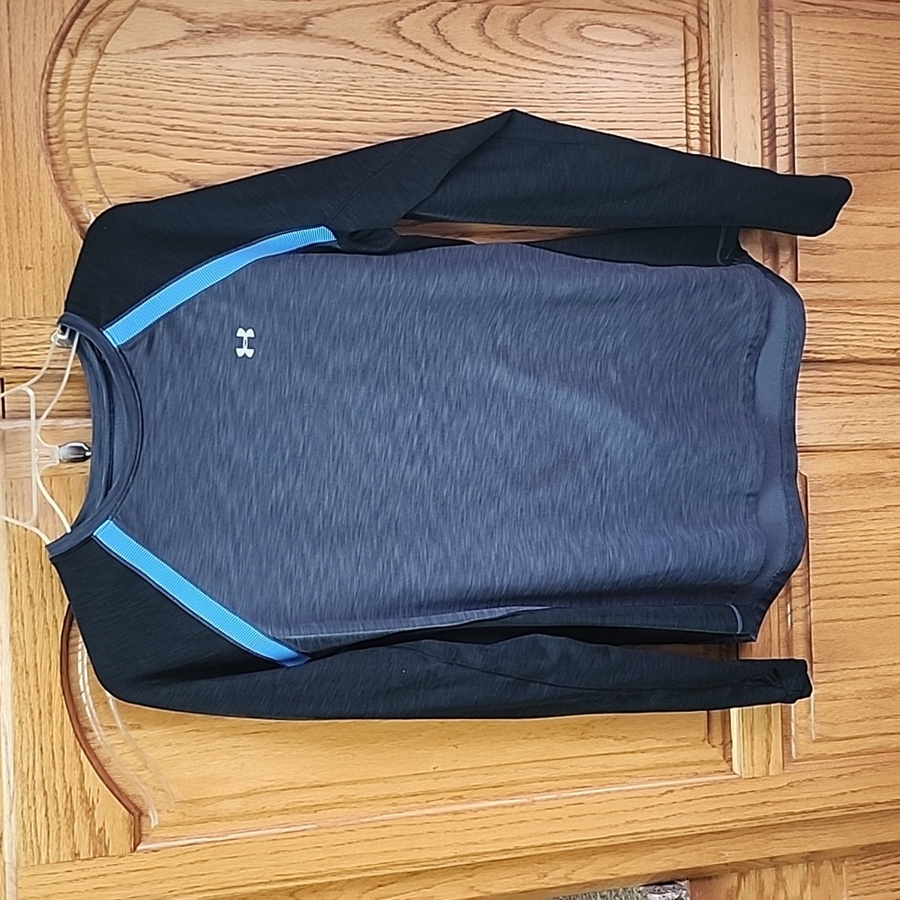 Under Armour fitted coldgear fleece